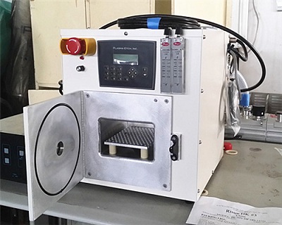 低溫等離子清洗機(jī)的使用注意事項(xiàng)